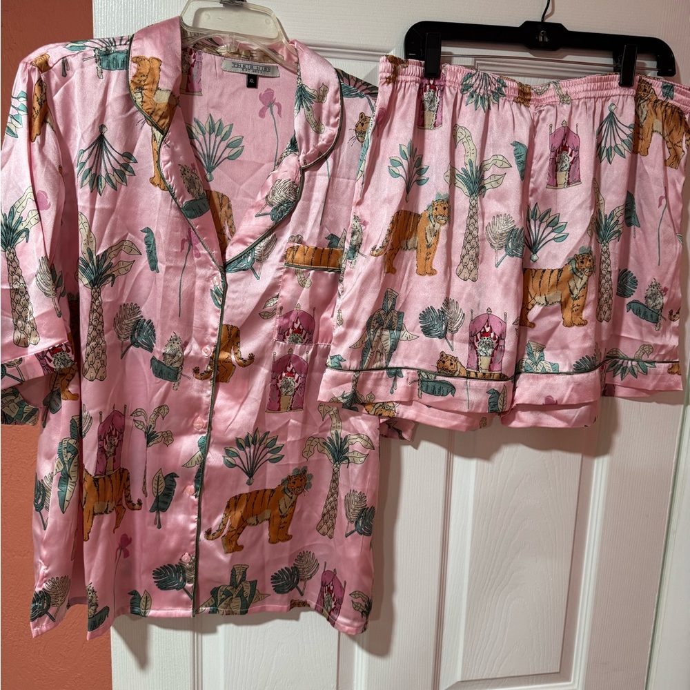Pink Tiger Print Pajama Set